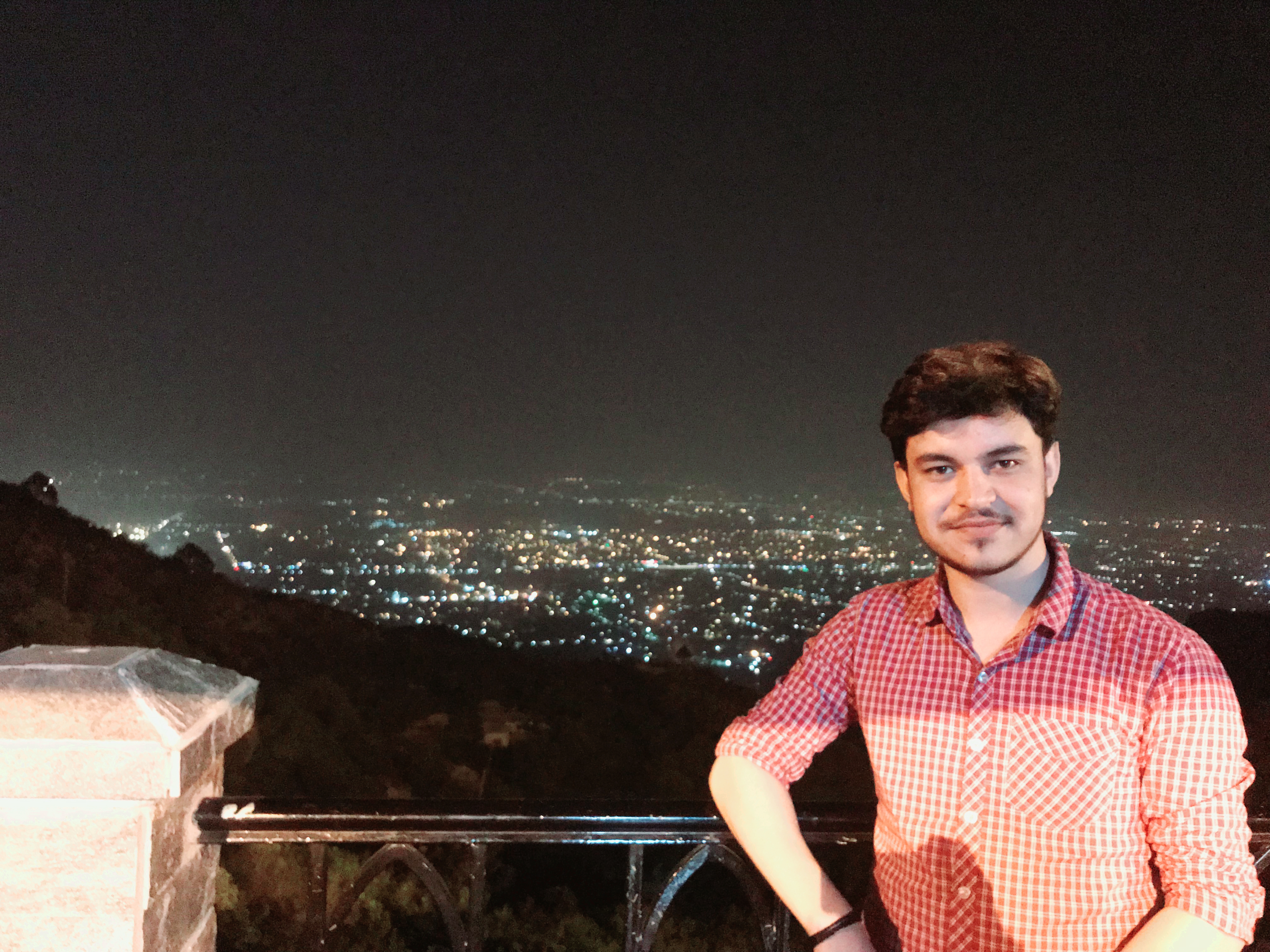 امامہ خان